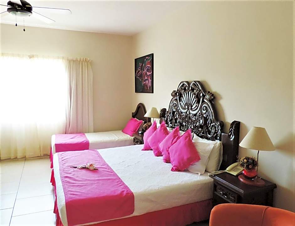 Marina Banderas Suites Hotel Boutique