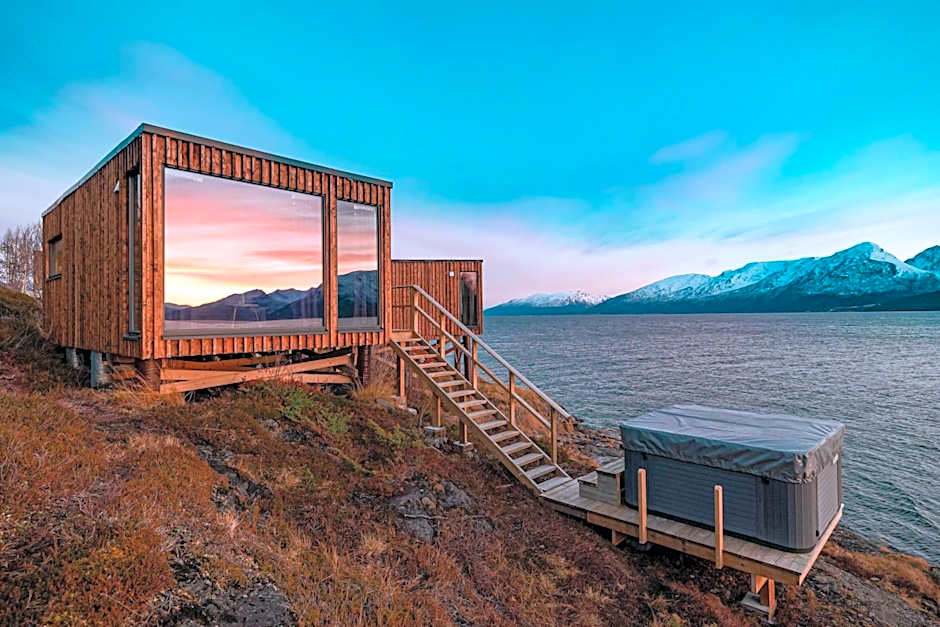 Aurora Distillery Cabins