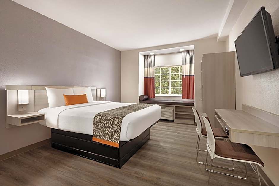 Microtel Inn & Suites by Wyndham Raleigh