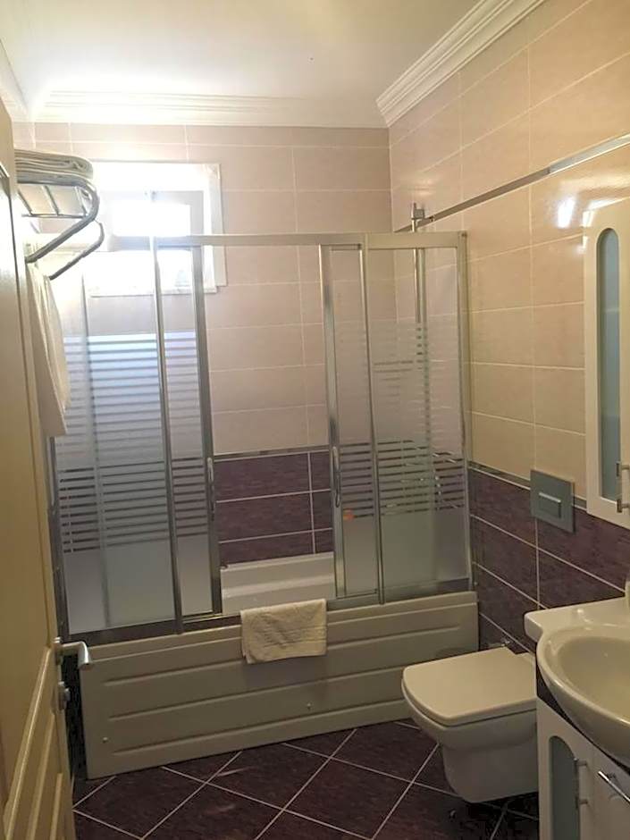 Geyi̇kli̇ Sunshi̇ne Hotel