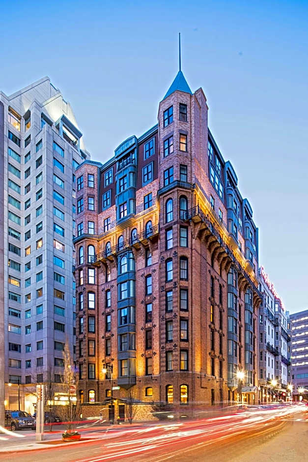 Courtyard by Marriott Boston Copley Square