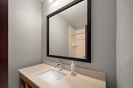 2 Double Beds, 2 Twin Beds, Family & Friends Suite, Non-Smoking