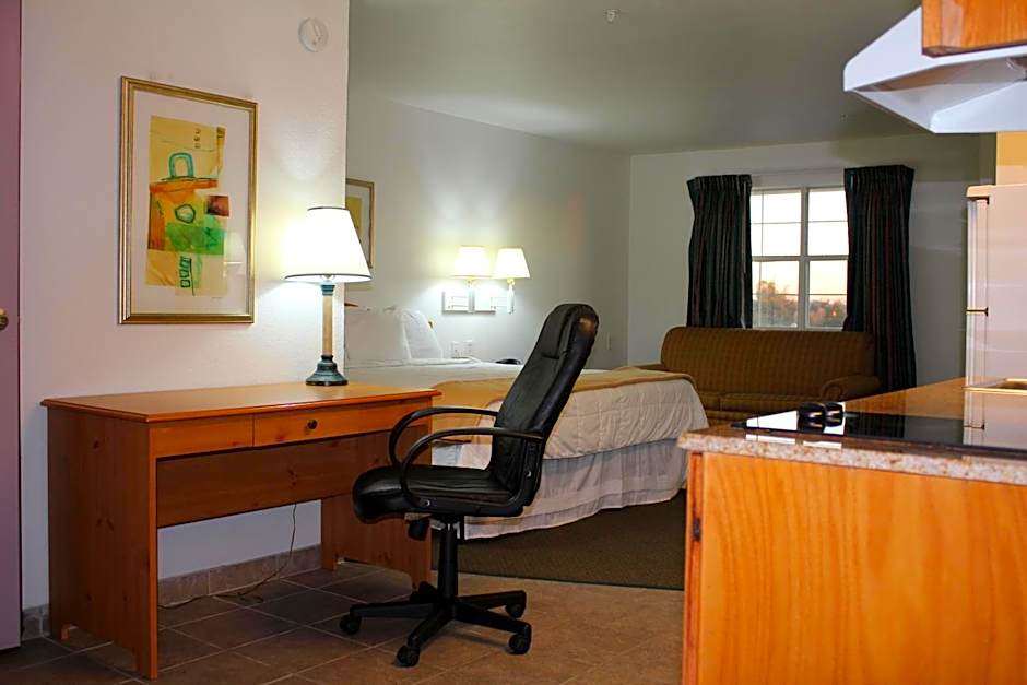 Photo 1 of 3 of Standard 1 King Bed with Sofabed Suite