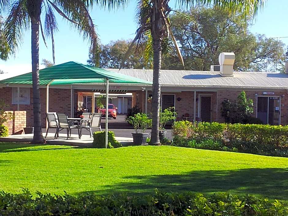 Charleville Waltzing Matilda Motor Inn