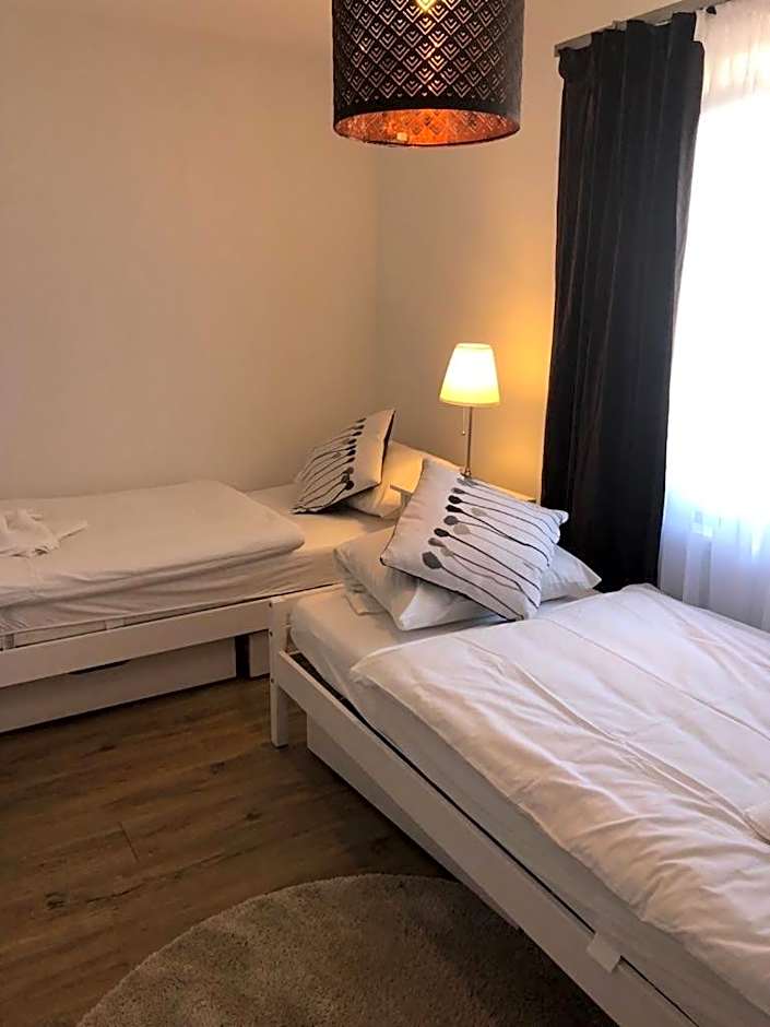 ZUM BAHNHÖFLE Restaurant & Hotel - Albbruck Am Rhein