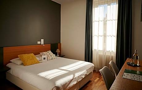 Double or Twin Room with Private Bathroom