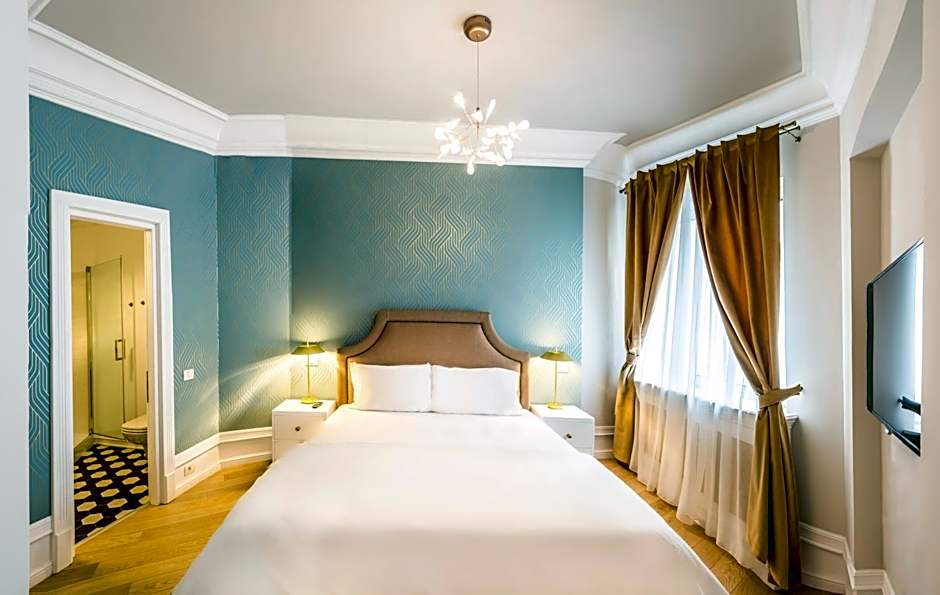 Matisse Bucharest Old Town