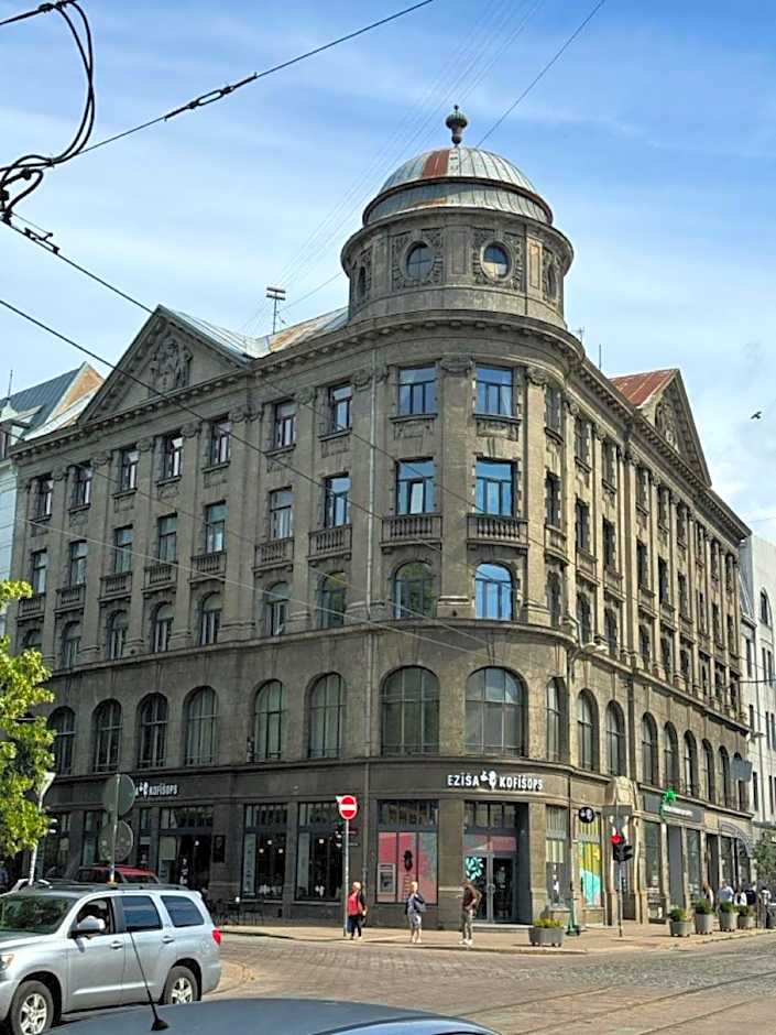 MIRO Rooms Center - quiet chic, self check-in