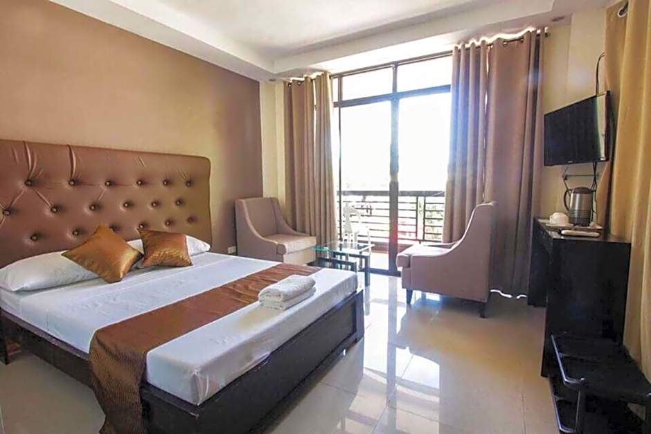 Adelaida Pensionne Hotel