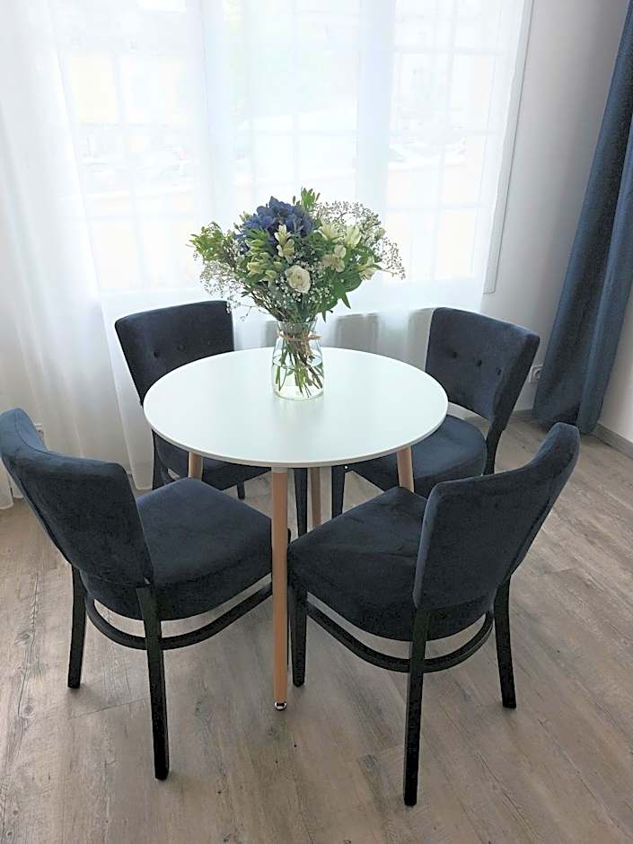 Logis Loire Hotel - Les Cocottes