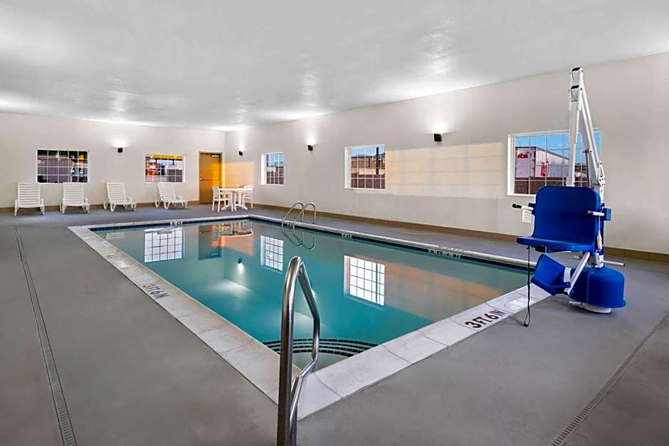 Microtel Inn And Suites By Wyndham Sweetwater