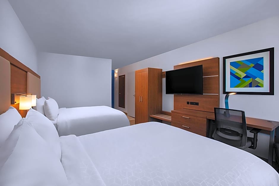 Holiday Inn Express Charleston-Civic Center By IHG