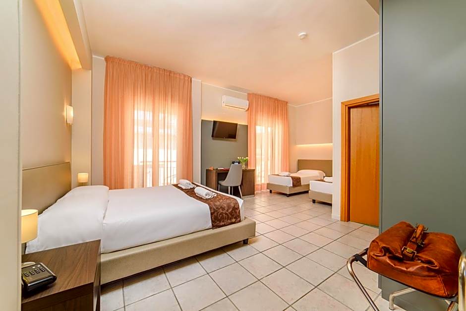 Hotel Tirreno