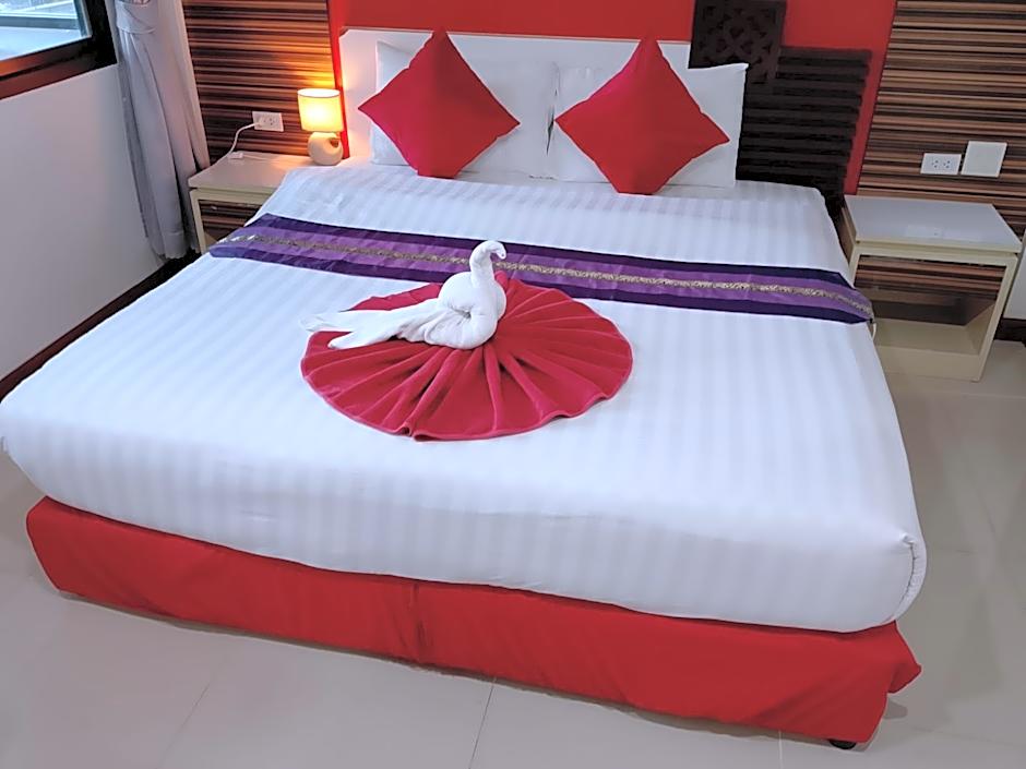 Patong Max Value Hotel