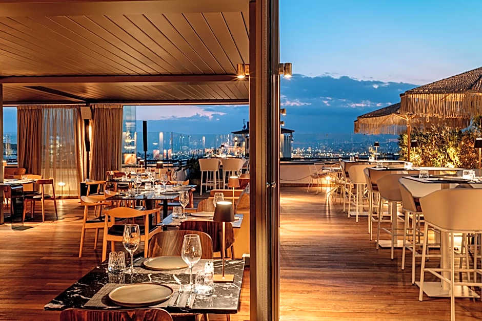 Brown Acropol a member of Brown Hotels