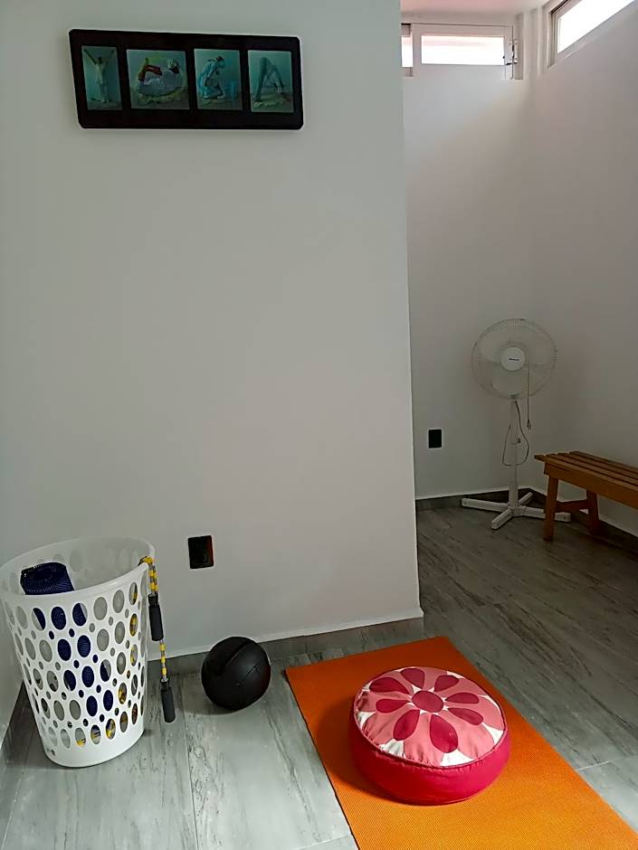 El Salto de Camela - Vera y Espín Hostal