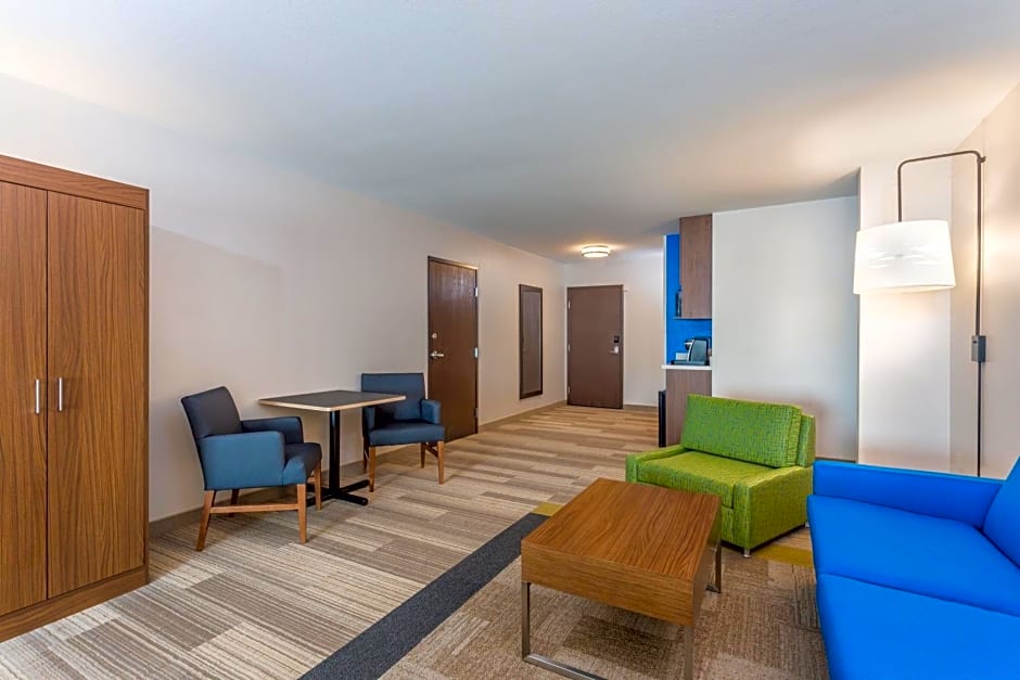 Holiday Inn Express Hotel & Suites Eau Claire North, an IHG Hotel