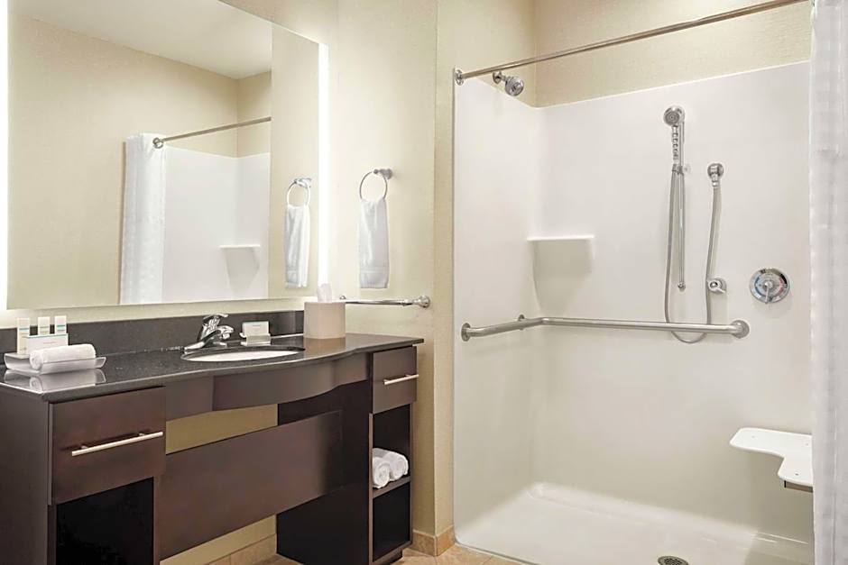 Homewood Suites By Hilton Fort Wayne