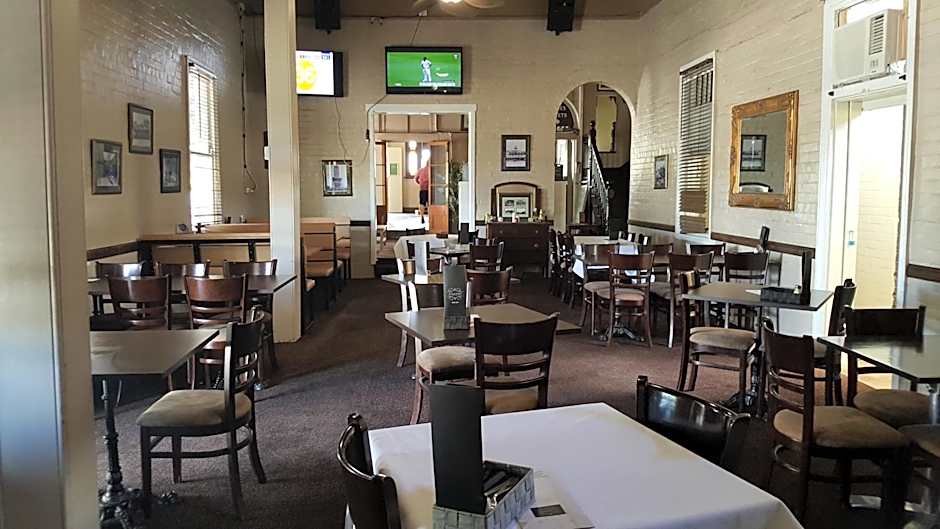 Grand Hotel Mount Morgan