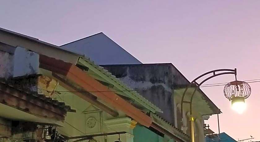 Chino Town Gallery Alley