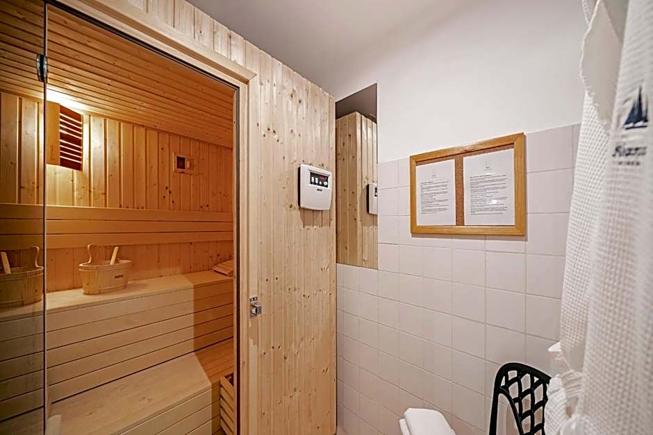 Albatroz Beach & Yacht Club