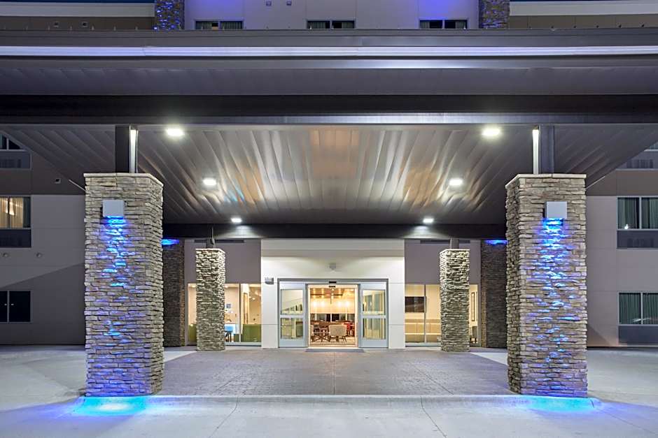 Holiday Inn Express & Suites Rapid City - Rushmore South By IHG