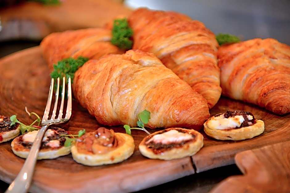 Laluka Safari Lodge - Welgevonden Game Reserve