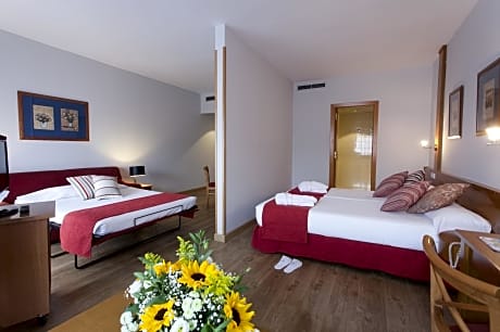 Apartment with Living Room