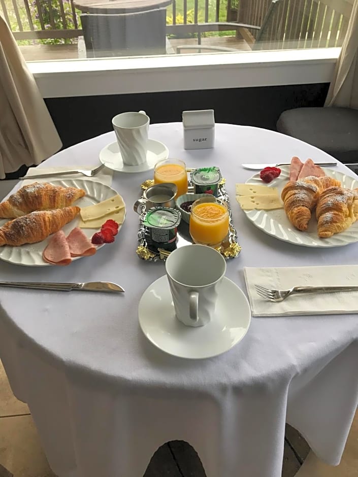 Big Axe Bed & Breakfast