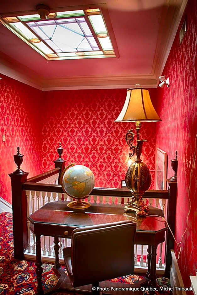 Le Chateau de Pierre - Par Aneyro