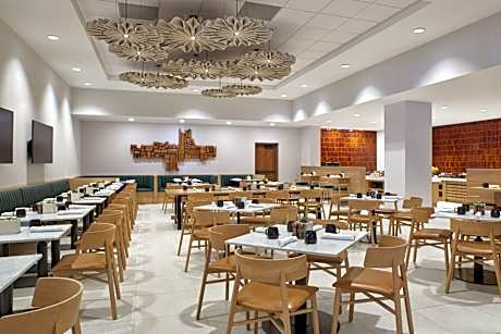 Sheraton Denver Downtown Hotel