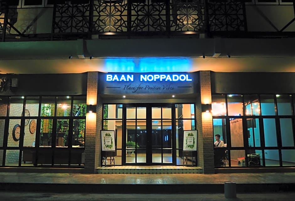 Baan Noppadol Hotel & Apartment Bangna