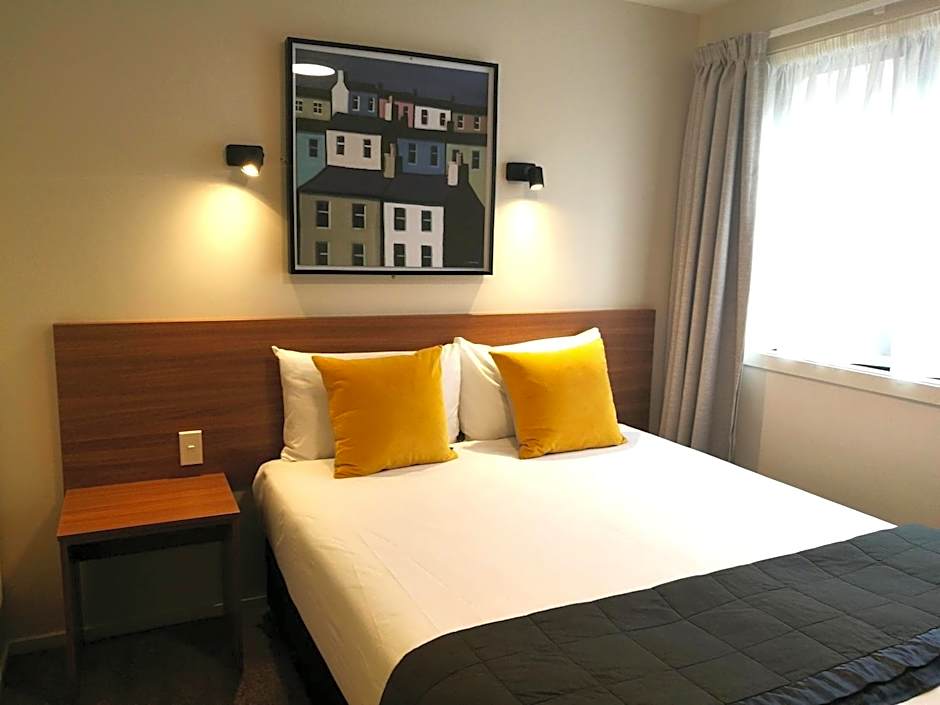 The Victoria Hotel Dunedin