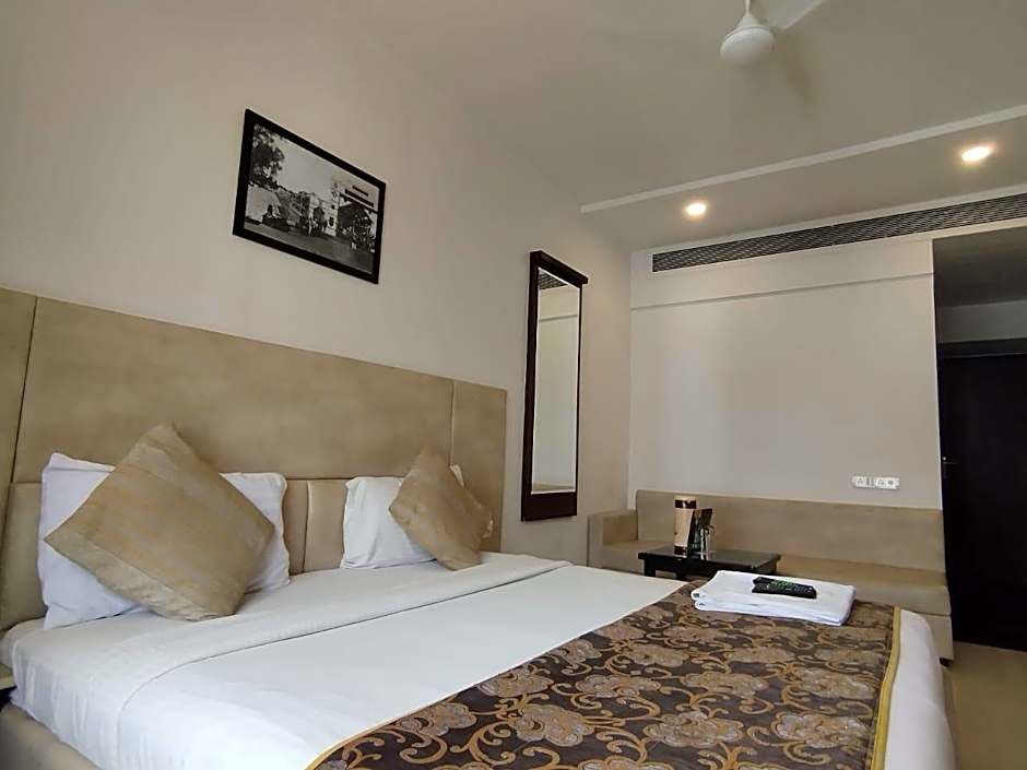 Hotel Shree Palace, Bhopal