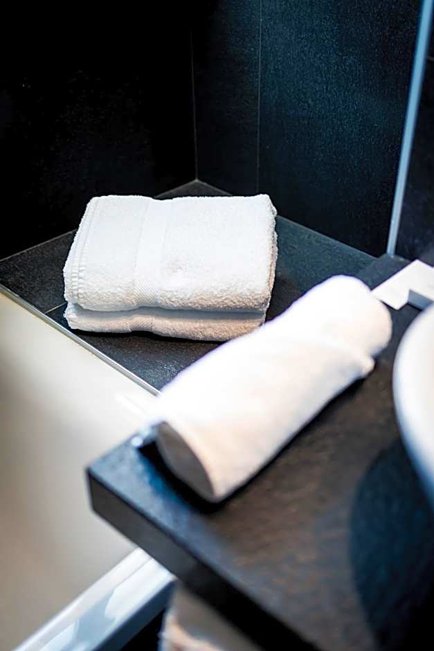 Maison Philippe Le Bon Hôtel, Restaurant & Bar le 19