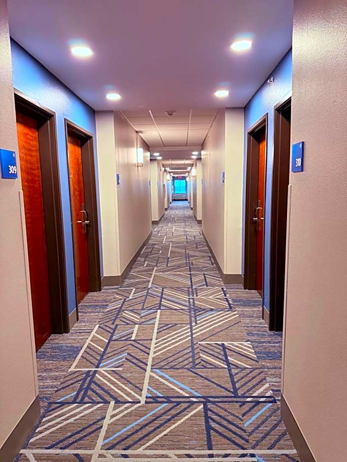 Holiday Inn Express Kenedy By IHG