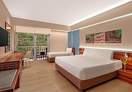 Superior Mountain View