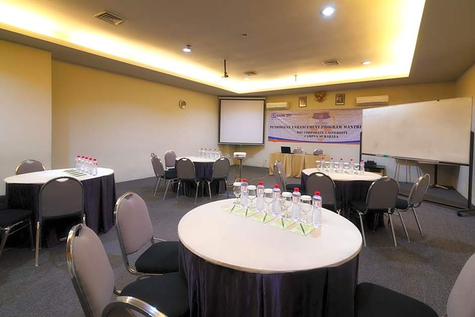 The Square Surabaya Hotel