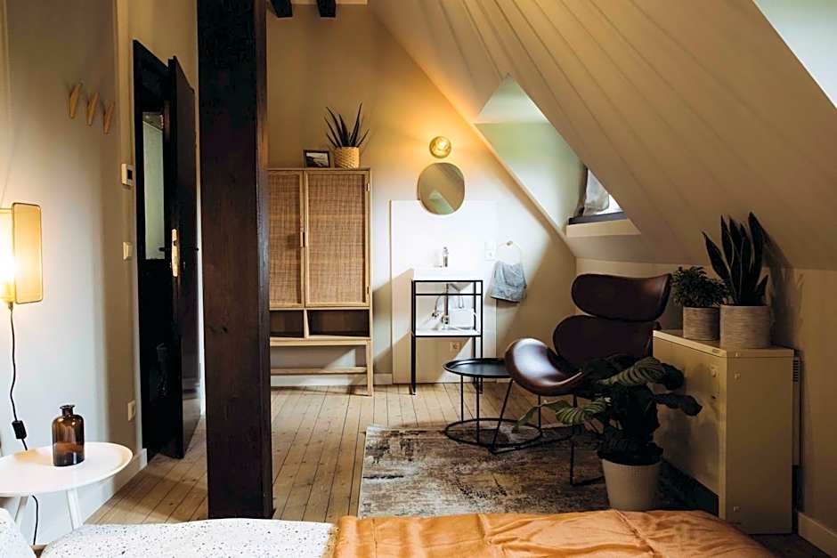 Photo 1 of 17 of Double Room