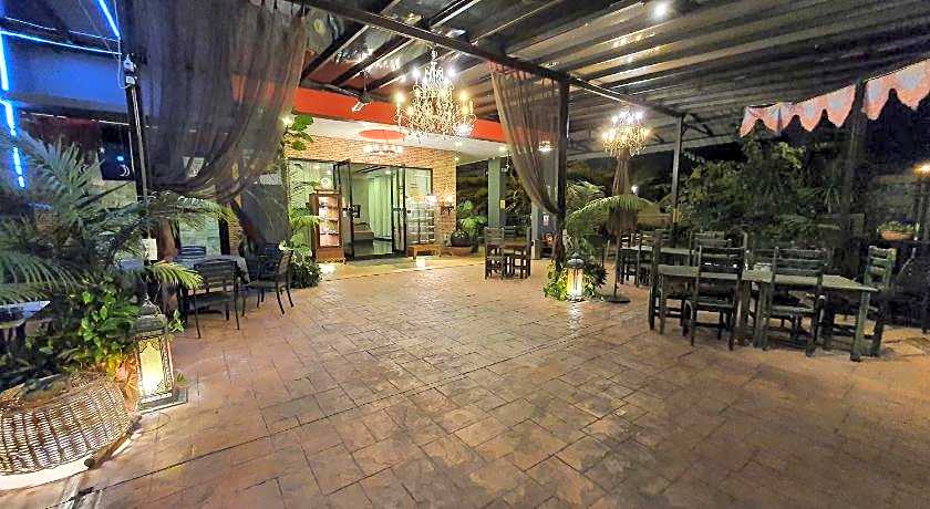 Cute Hotel & Dorms Ipoh