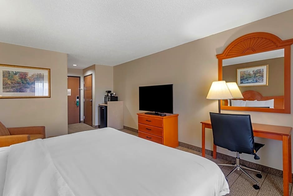 Quality Inn & Suites