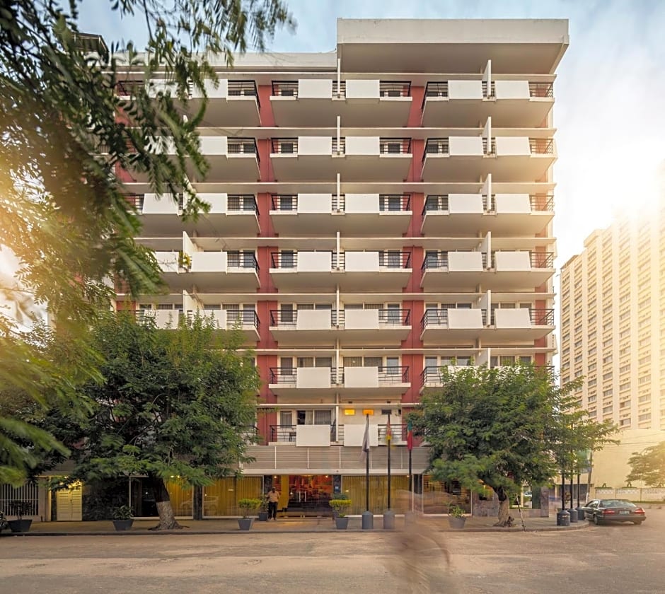 Photo 1 of 48 of Hotel Tivoli Beira