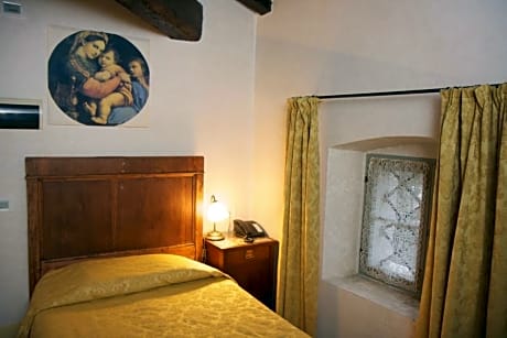 Large Single Room