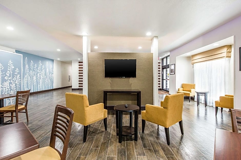 Sleep Inn & Suites