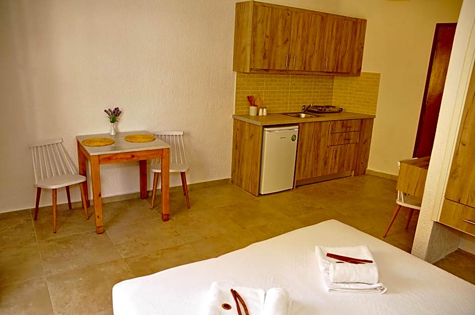 Cleopatra Apartments