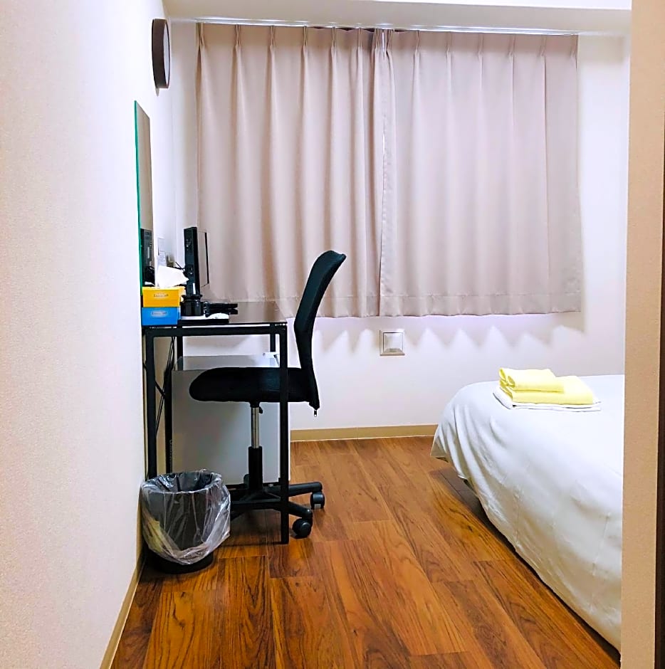 Hotel Chuo Crown