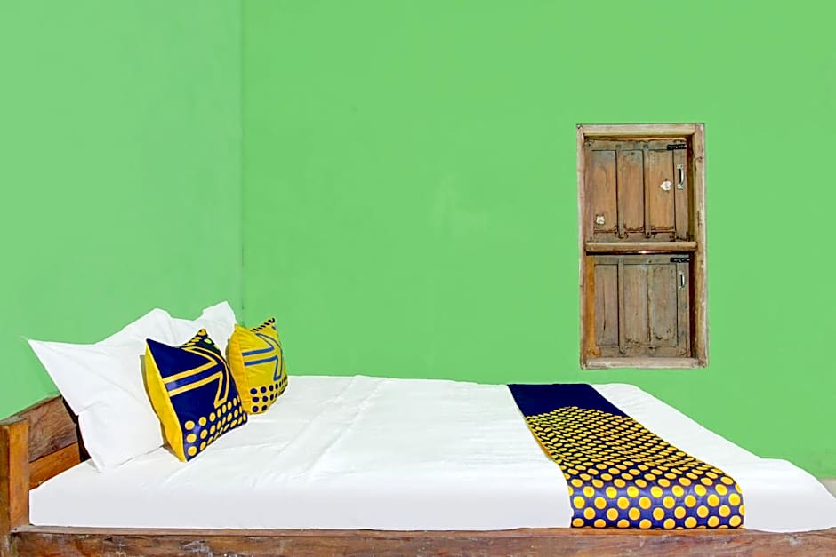 SPOT ON 93324 Hadi Homestay Syariah