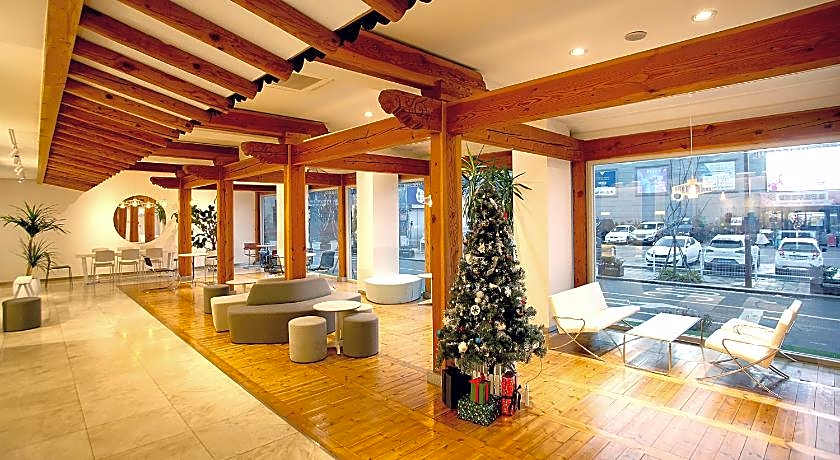 Jeonju Hanok Taejogung Hotel