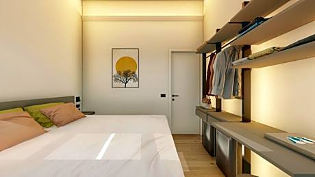 Deluxe One-Bedroom Apartment