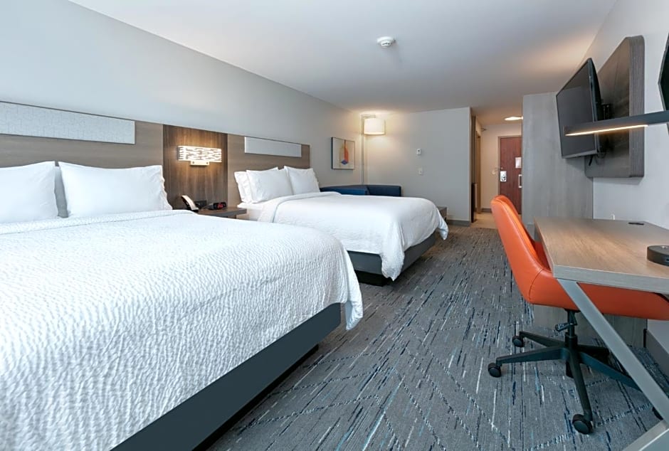 Holiday Inn Express Hotel & Suites Shakopee